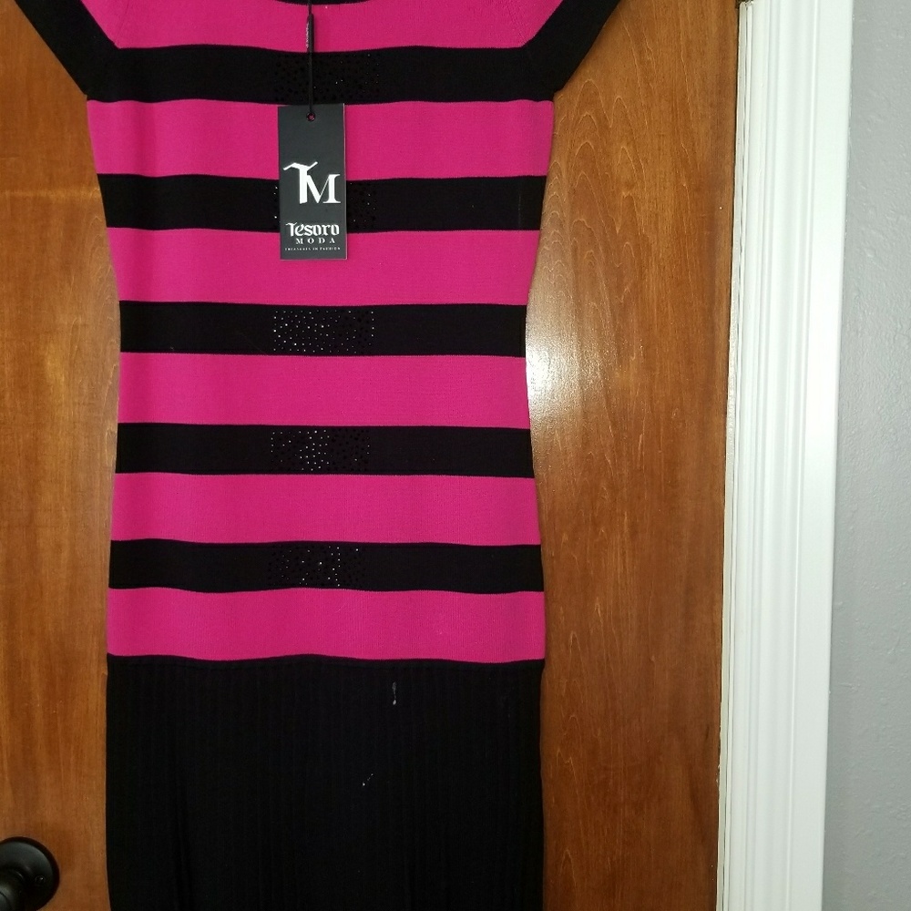 Dress fushia and black